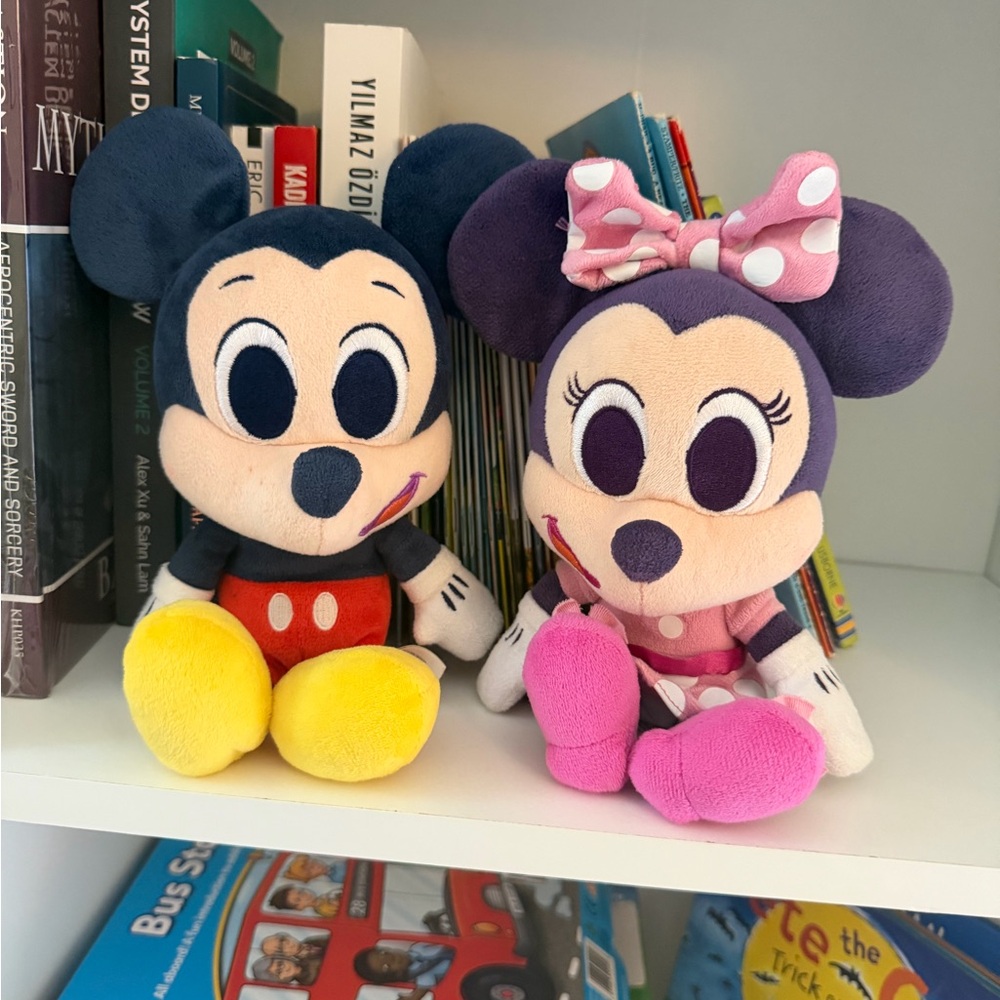 Lullabies 9-inch Mickey Mouse & Minnie Mouse 2-Piece Plush Set